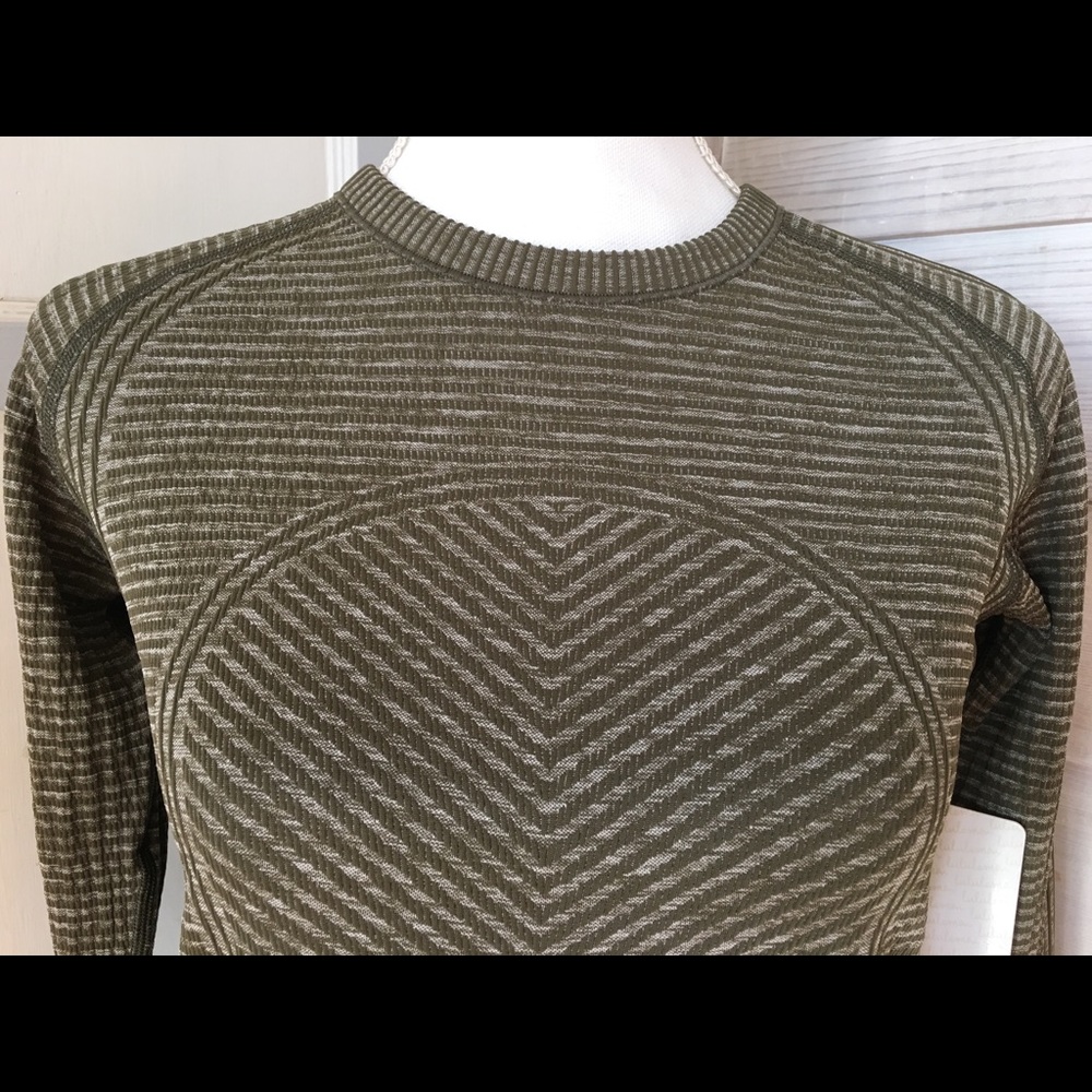 NWT Lululemon Long Sleeve Crew